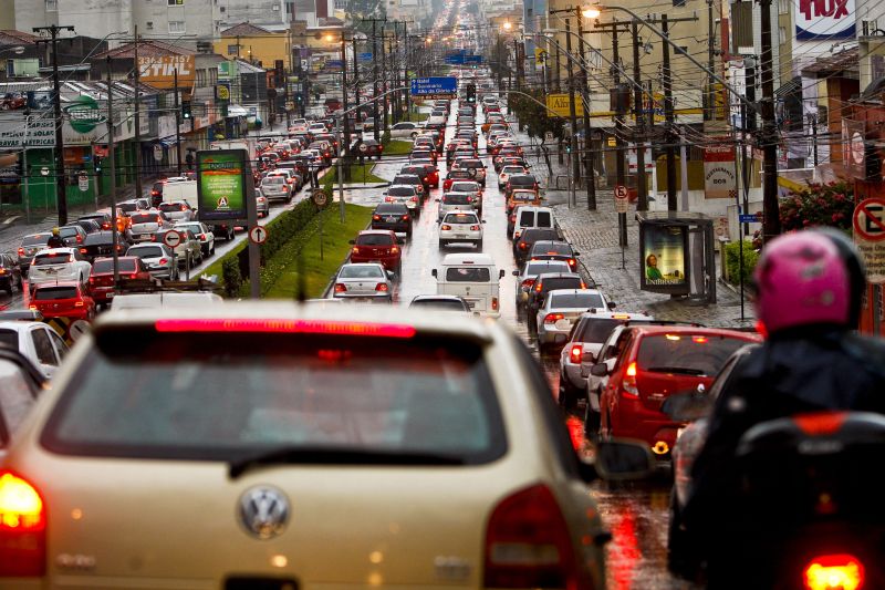 Em Curitiba, número de carros roubados e furtados aumentou 19% no primeiro trimestre de 2012 | Antônio Costa/ Gazeta do Povo