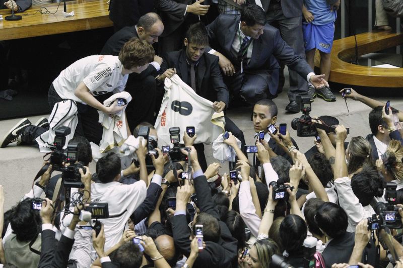 | Ueslei Marcelino/ Reuters