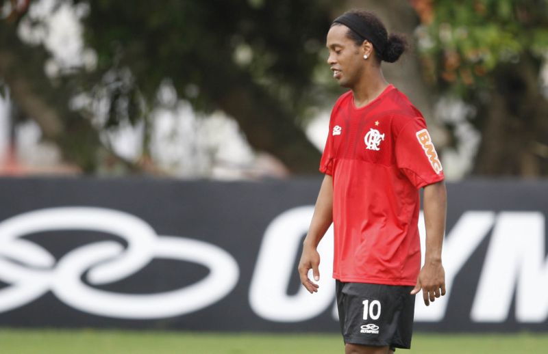Ronaldinho não treinou na véspera do jogo, mas deve enfrentar o Emelec | André Portugal / Vipcomm