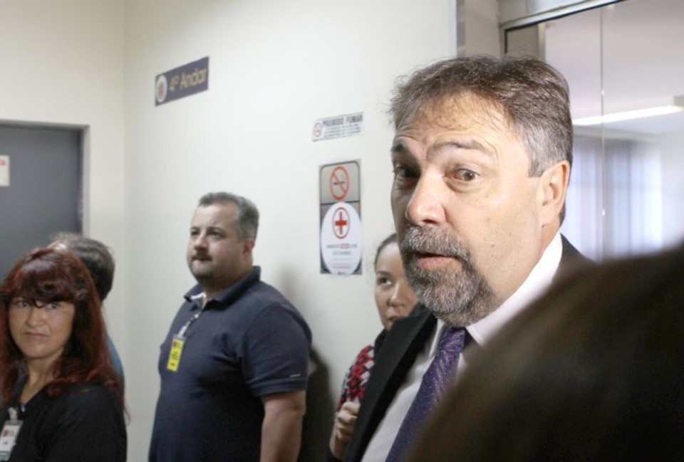 Derosso: será que ele tem razão. | Daniel Castellano/ Gazeta do Povo