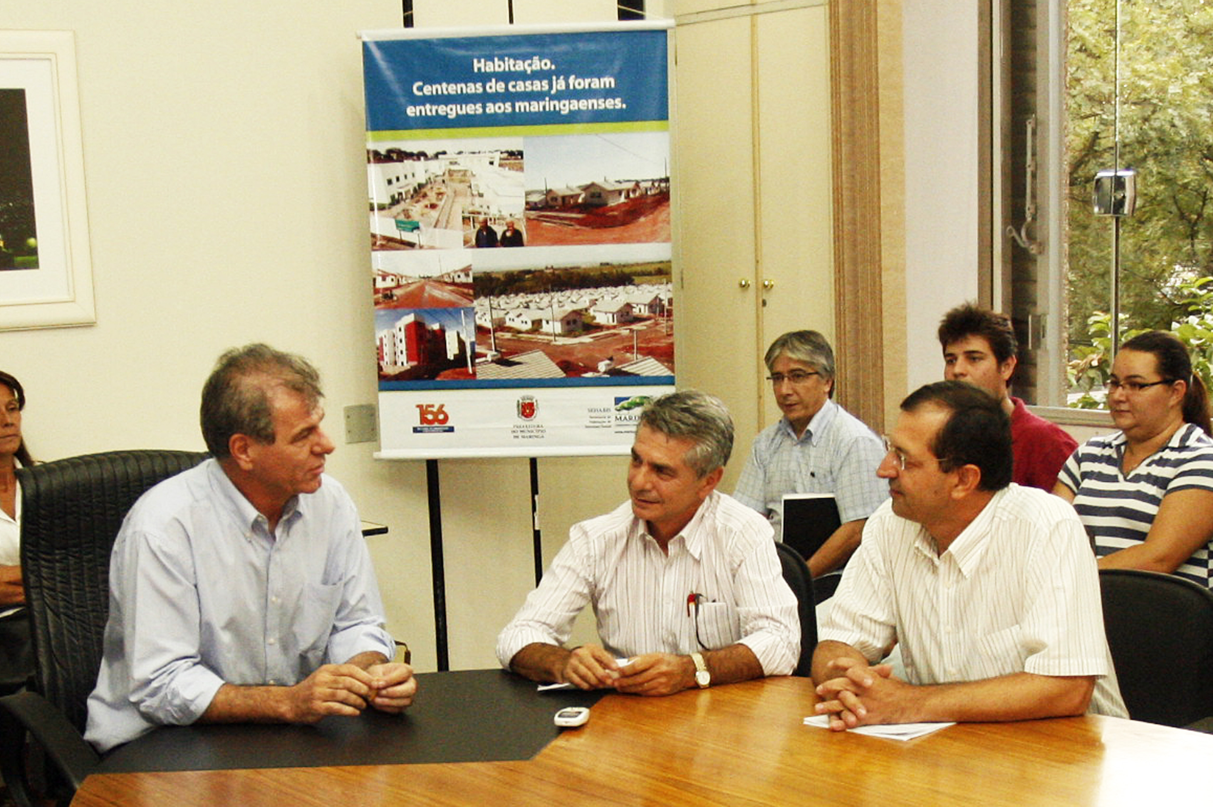 Bertoni (ao lado de Pupin e Delgaldo)foi o terceiro novo nome apresentado para o secretariado esta semana | Divulgação - Assessoria PMM