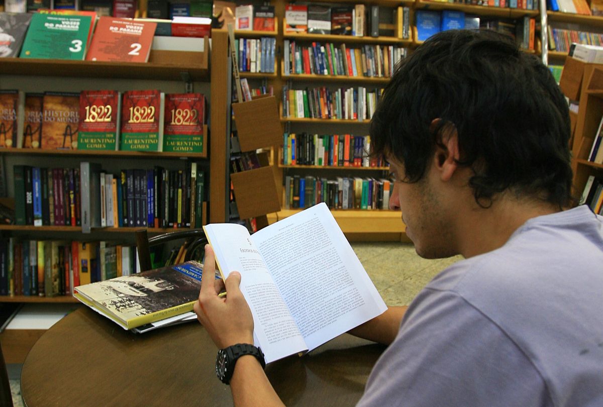 Nos estudos, leitura deve ser focada e com comprometimento. Ambiente, horário e disposição também fazem diferença | Ivonaldo Alexandre / Gazeta do Povo