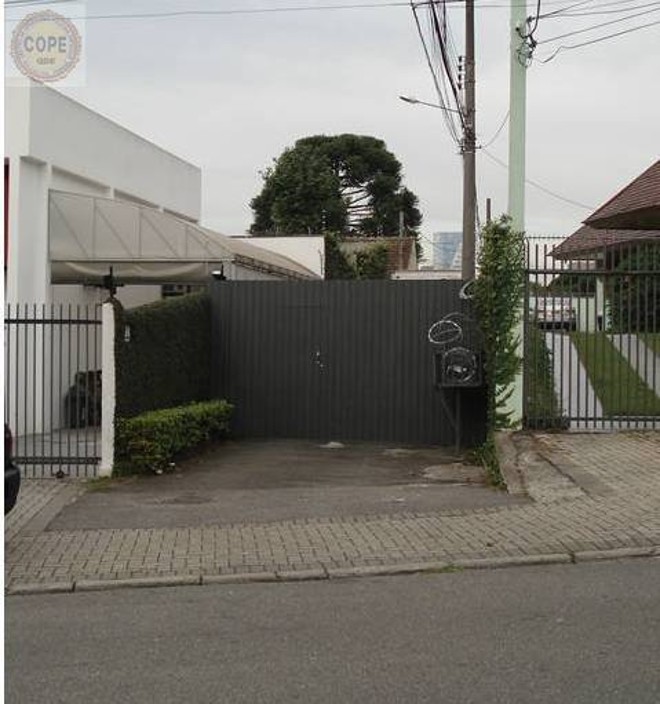 Residência foi adaptada para sediar cassino clandestino |