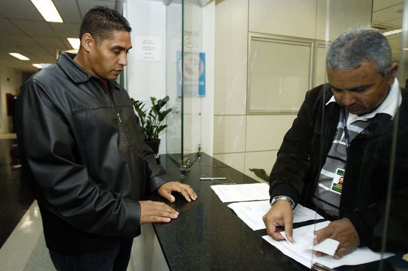 O requerimento protocolado por Edson de Parolin não tem validade, afirma o TRE | Henry Milleo / Agencia de Noticias Gazeta do Povo