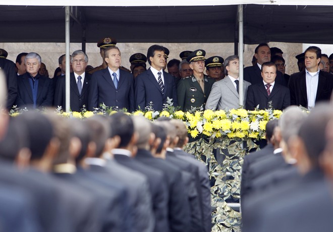 Cerimônia foi comandada pelo governador Beto Richa (PSDB), em frente ao Palácio Iguaçu, no bairro Centro Cívico |