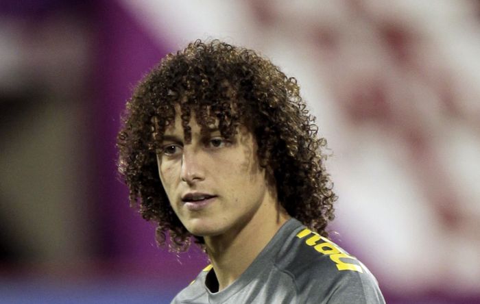 Zagueiro David Luiz foi examinado pelos médicos da seleção em Hamburgo antes de ser cortado | Reuters