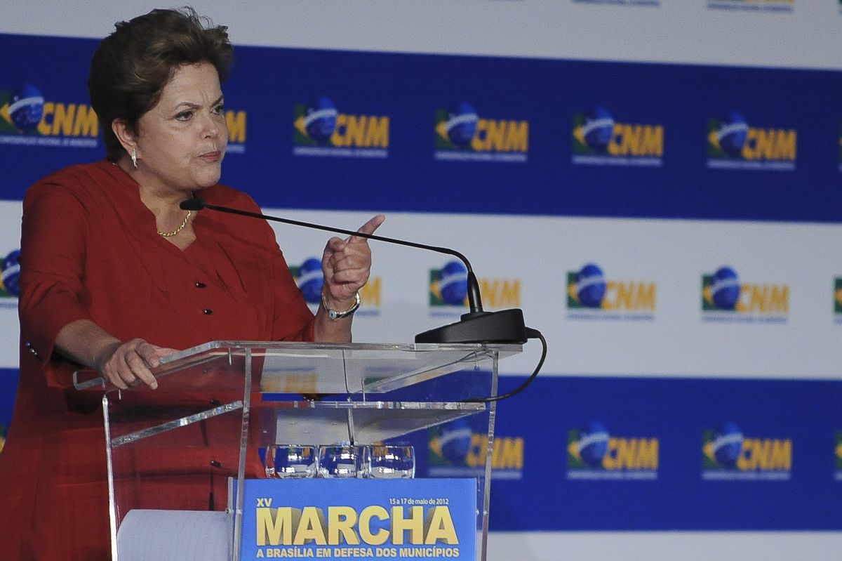 Protesto ocorreu durante fala da presidente na 15ª Marcha a Brasília em Defesa dos Municípios | Wilson Dias/ABr