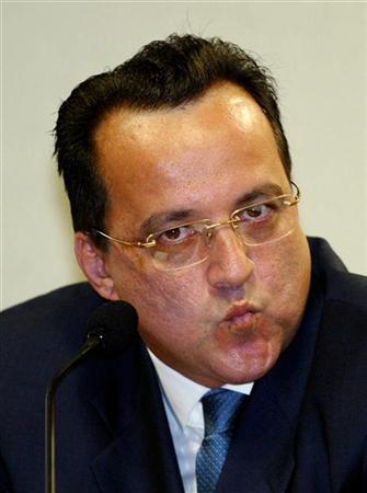 Carlinhos
Cachoeira: "sócio" de Wilder Morais, suplente de Demóstenes. | Jamil Bittar/Reuters