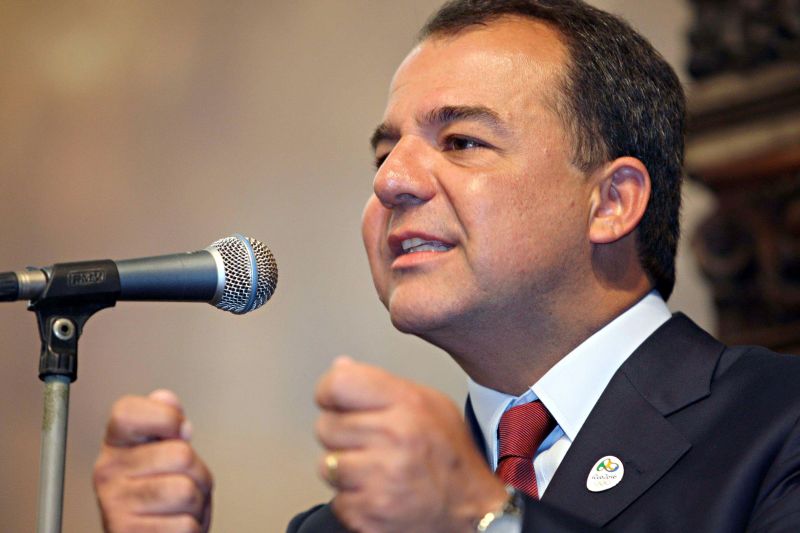 Sérgio Cabral diz que bancou as próprias despesas em viagens luxuosas com Fernando Cavendish | Divulgação