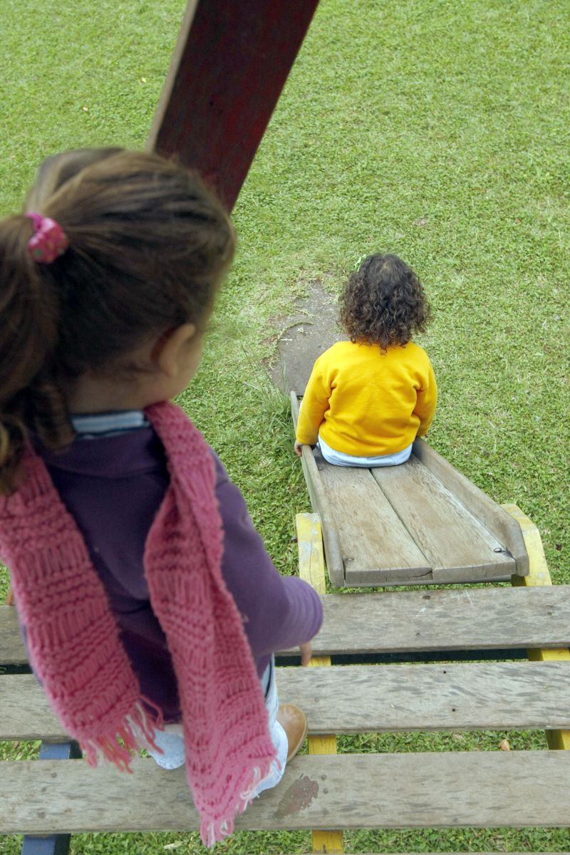 Crianças em um abrigo em Curitiba: Lei de Adoção privilegia a reinserção à família natural | Marcelo Elias/ Gazeta do Povo