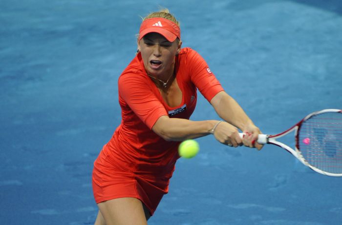 A dinamarquesa Caroline Wozniacki passou pela alemã Mona Barthel e vai enfrentar Serena Williams em Madri | Pedro Armestre/AFP