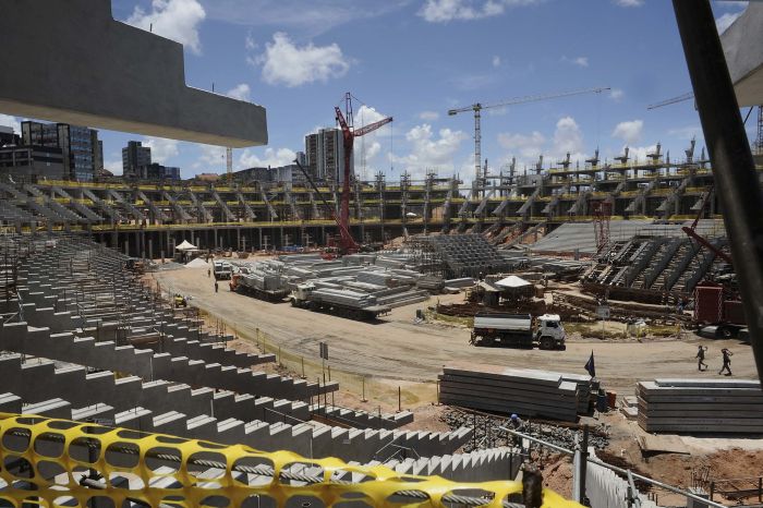 Fifa deu mais deis meses de prazo para conclusão das obras no estádio de Salvador | Lunae Parracho/Reuters