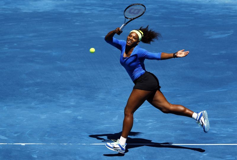 Serena Williams derrotou Caroline Wozniacki e está nas quartas de final do Torneio de Madri | Reuters