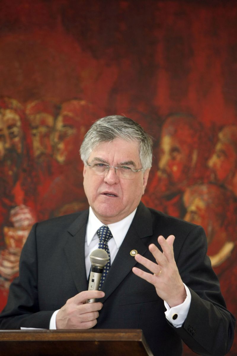 Vamos estabelecer um cronograma para divulgar esses dados o quanto antes. Serão informados os subsídios, as vantagens e os descontos obrigatórios de todos os magistrados e servidores do Poder Judiciário do Paraná.Miguel Kfouri Neto, presidente do Tribunal de Justiça do Paraná | Aniele Nascimento/ Gazeta do Povo