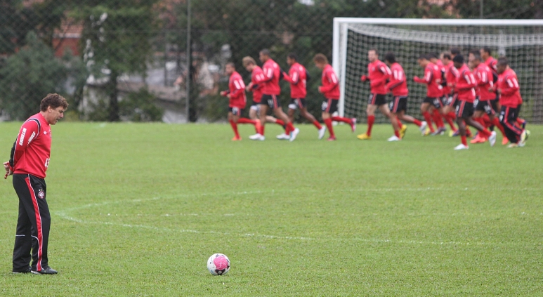 Carrasco cobra regularidade do Atlético | Jonathan Campos / Gazeta do Povo