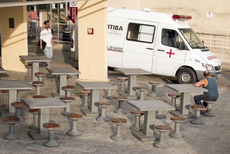 O movimento no Hospital de Clínicas de Curitiba caiu drasticamente com a paralisação: atendimento só em casos de emergência | Marcelo Andrade/Gazeta do Povo