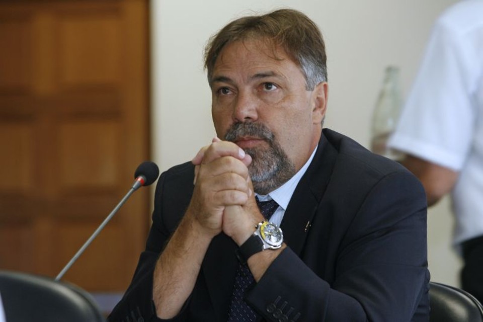 Vereador João Cláudio Derosso pediu desfiliação do PSDB para evitar cassação. | Antônio More/ Gazeta do Povo