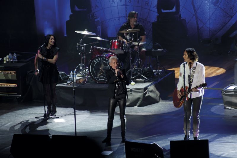 O Roxette levou ao delírio as cerca de 2 mil pessoas que lotaram o Teatro Positivo na noite de terça-feira | Marcelo Andrade/ Gazeta do Povo