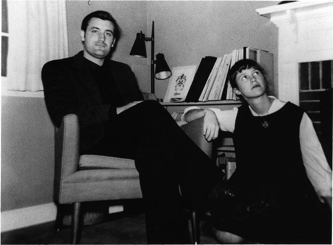 Separação de Hughes e Plath é o núcleo das biografias |