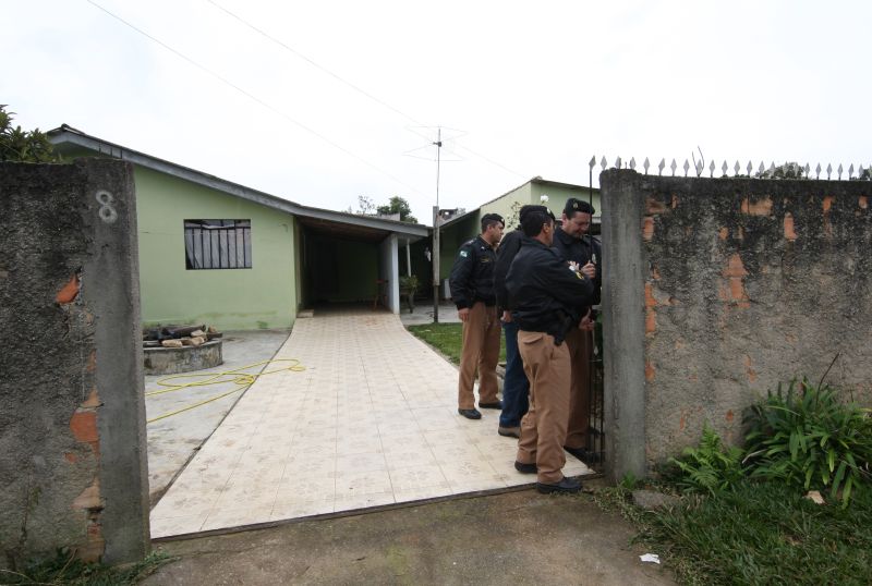 Mulher manteve filho refém por 8 horas em Fazenda Rio Grande. Ela tem problemas mentais | Aniele Nascimento / Agência de Notícias Gazeta do Povo
