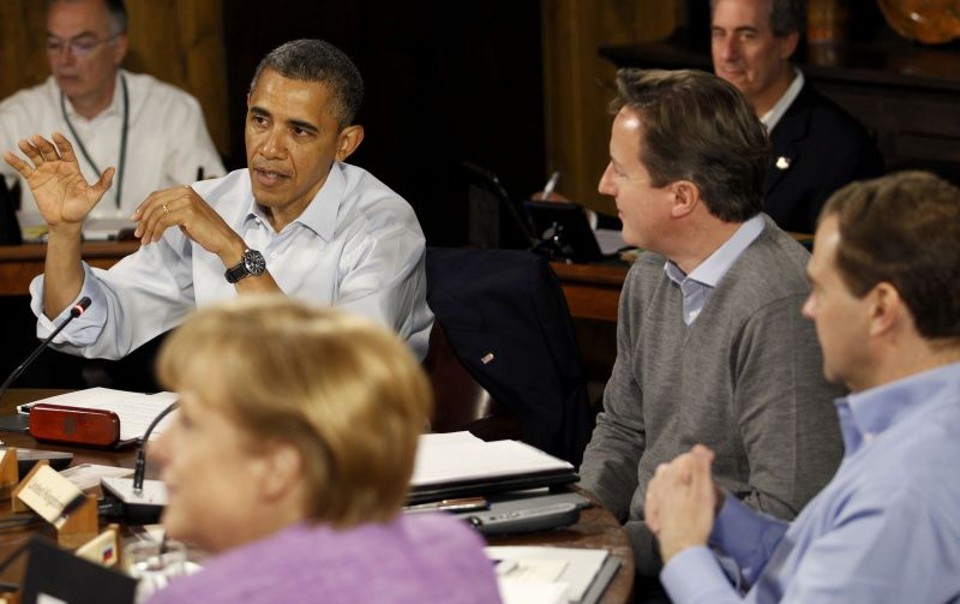 O presidente dos EUA, Barack Obama, participa da cúpula do G8 junto com o primeiro-ministro britânico, David Cameron, o primeiro-ministro russo, Dmitri Medvedev e a chanceler alemã Angela Merkel | Reuters