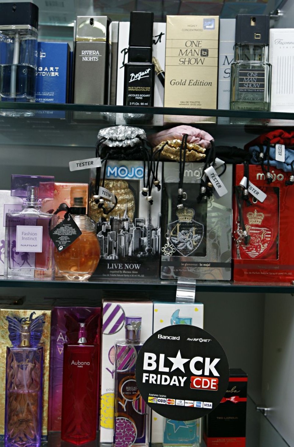 Liquidação, com descontos de até 70%, vai de quinta a domingo | Christian Rizzi/ Gazeta do Povo