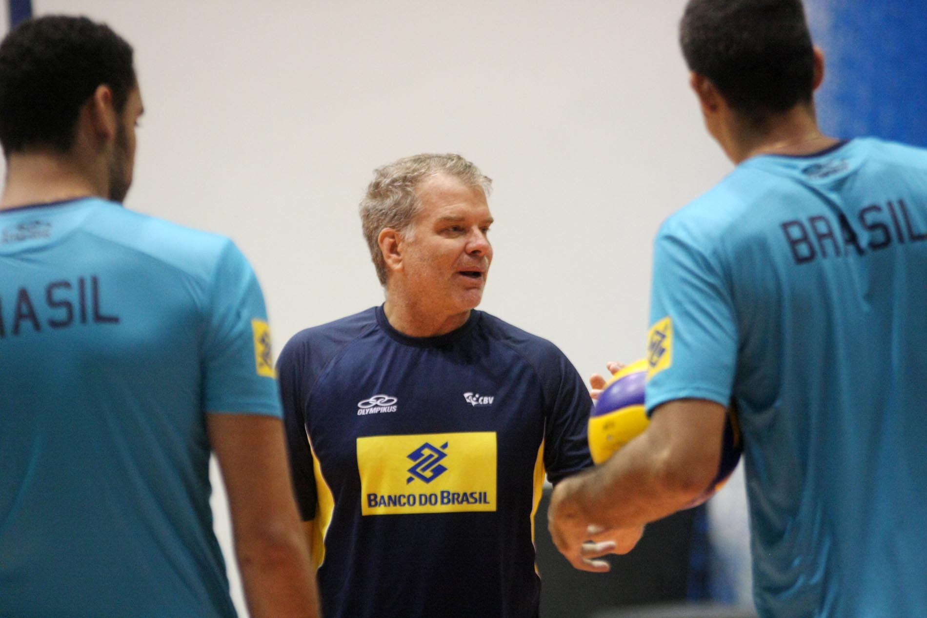Bernardinho vai aproveitar a folga no calendário de jotos para intensificar os treinos na seleção | Alexandre Arruda/CBV