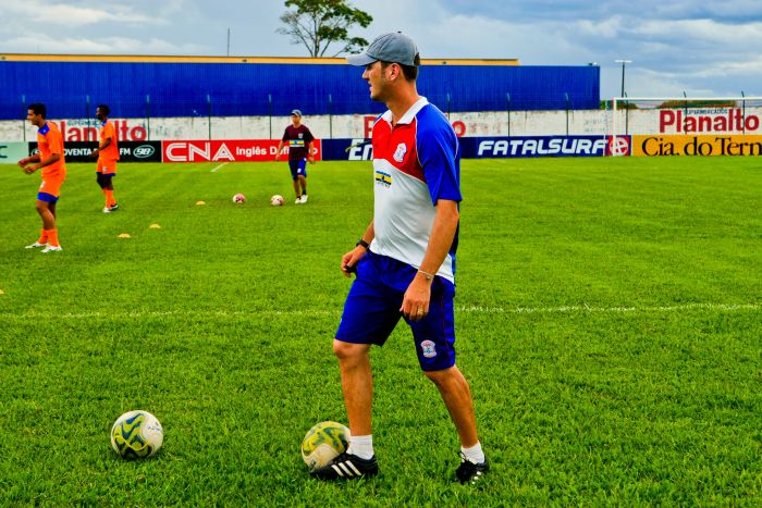 O Cianorte, do técnico Paulo Turra, reencontra o Arapongas na decisão do interior | Antonio Costa / Gazeta do Povo