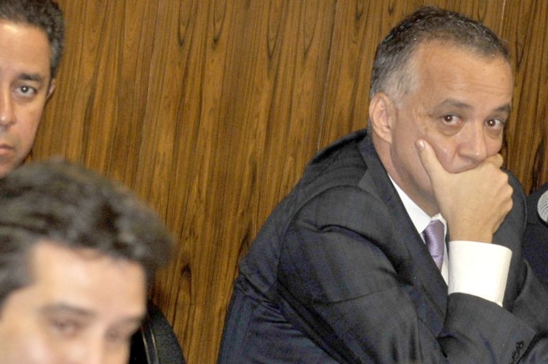 De boca fechada: Cachoeira foi um dos quatro depoentes que permaneceu calado durante as sessões da CPMI | José Cruz/ ABr