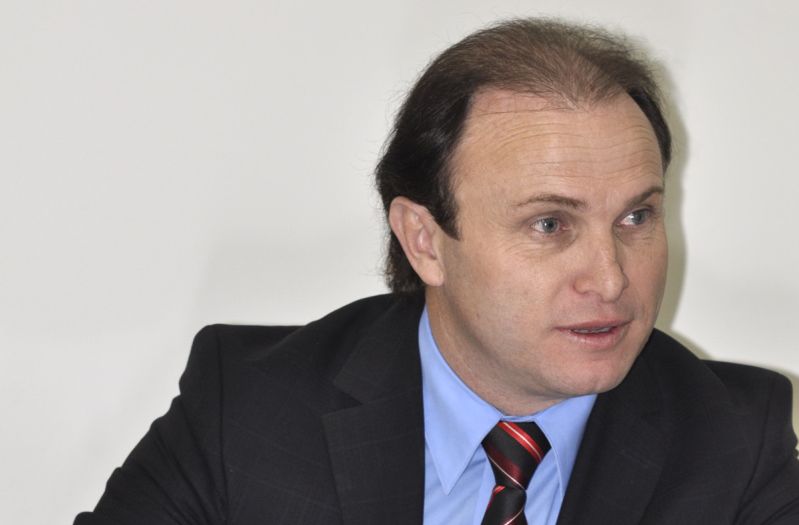 O PSD decidiu não punir Roberto Hinça, apesar de um funcionário dele ter emitido notas fiscais para publicidade da Câmara. Legislação proíbe a prática | Divulgação / Câmara de Curitiba