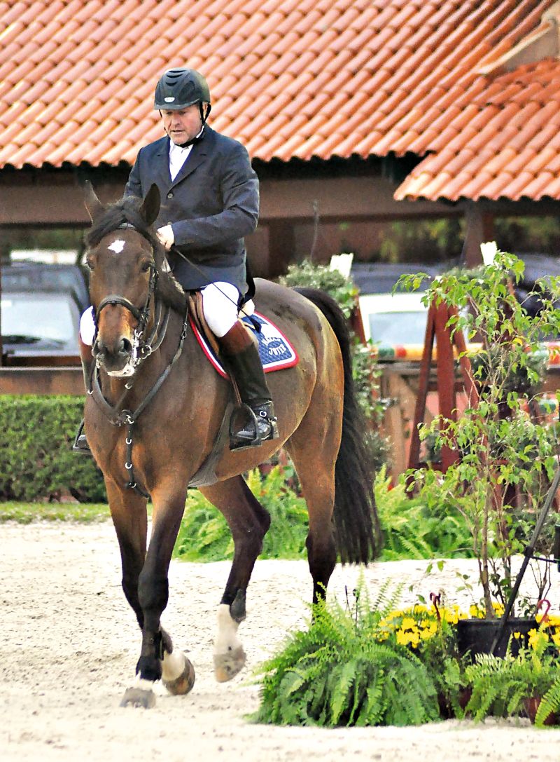 O gaúcho Carlos Bier Johannpeter foi um dos cavaleiros do Concurso Salto Nacional Cidade de Curitiba realizado pela Sociedade Hípica Paranaense entre 25 e 29 de abril | Divulgação