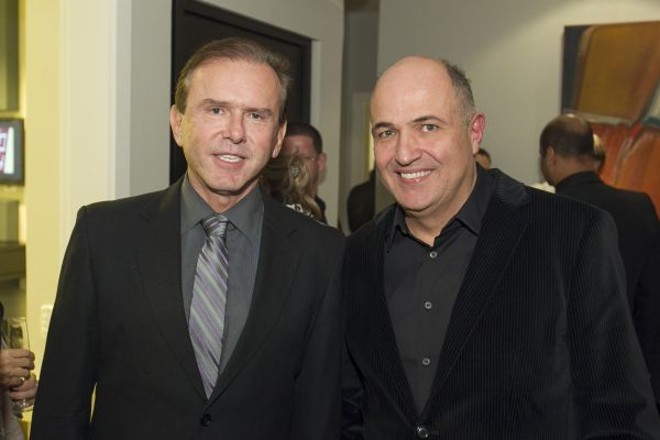 MAIS UMA SEDE EM CURITIBA - Na inauguração da nova sede do Centro Europeu, a presença de Carlos Sandrini, presidente da instituição e do arquiteto Jayme Bernardo, que assina o projeto da nova unidade, que foi aberta em parceria com os empresários Marcelo Almeida e Maurício Ramos, novos sócios no processo de expansão da escola. Uma das principais escolas de profissões e idiomas da América Latina, agora conta com sete sedes em Curitiba |