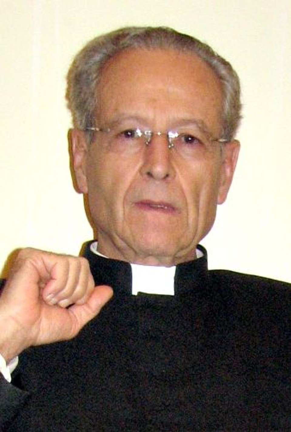 Vida dedicada ao sacerdócio | Arquivo