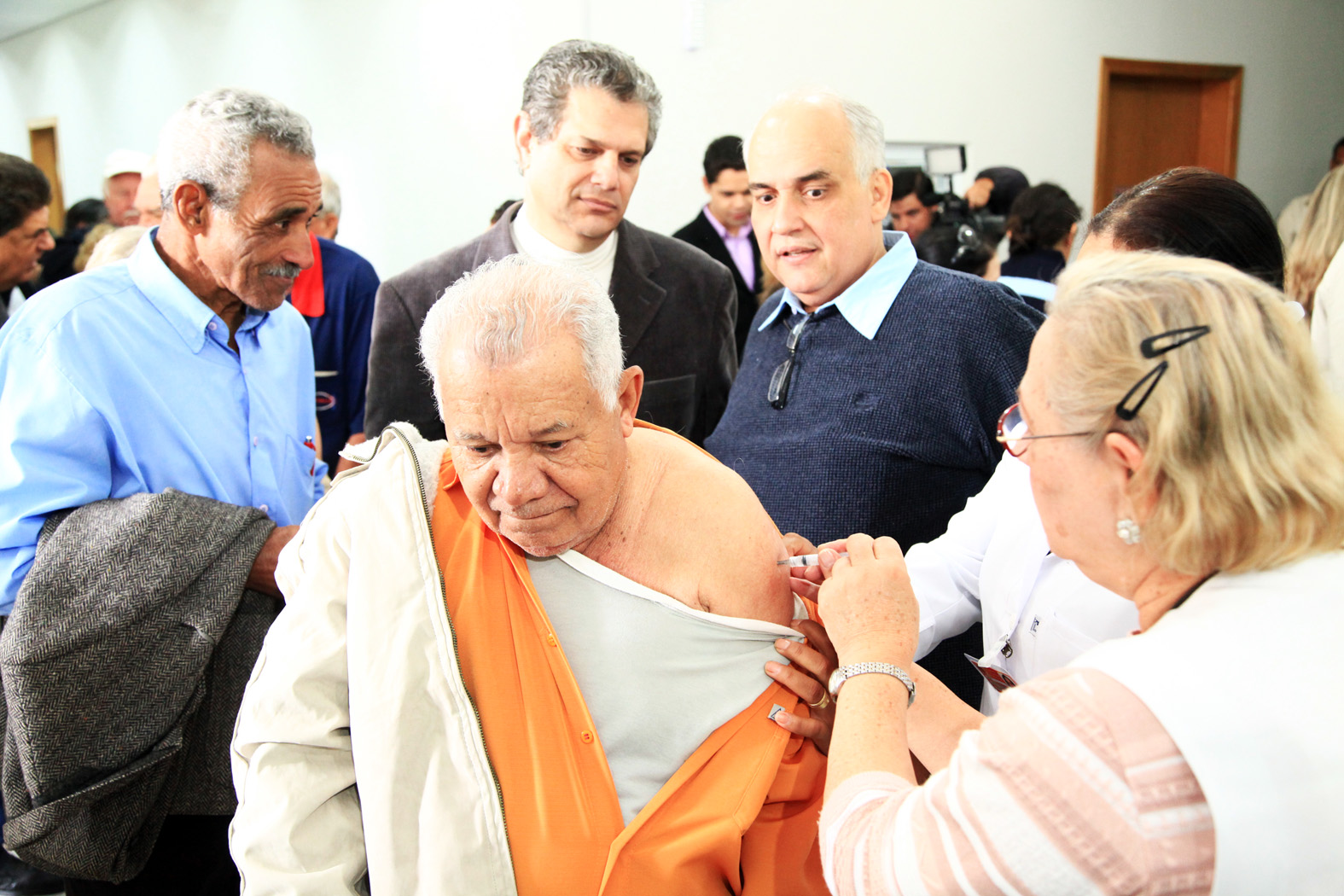 A aplicação da vacina pode reduzir entre 32% a 45% o número de hospitalizações por pneumonias | Divulgação / PMM