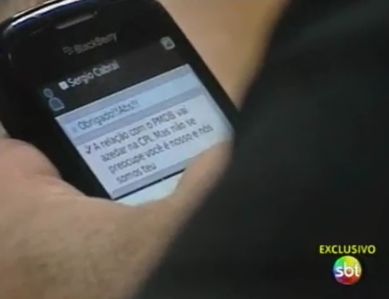 Imagem mostra a troca de mensagens | Reprodução/SBT