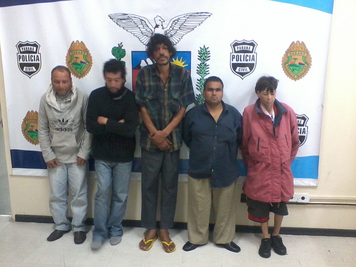 Entre os presos estavam dois foragidos da Justiça paranaense, dois de Santa Catarina e um do estado de São Paulo | 1º Disitrito Policial de Curitiba / Divulgação