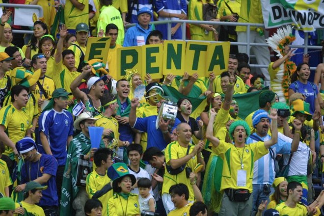Torcida brasileira marcou presença no Mundial de 2002 | 