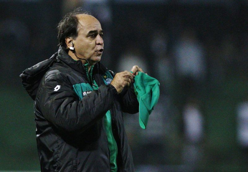 Marcelo Oliveira gostou da marcação coxa-branca diante da Lusa | Daniel Castellano / Gazeta do Povo