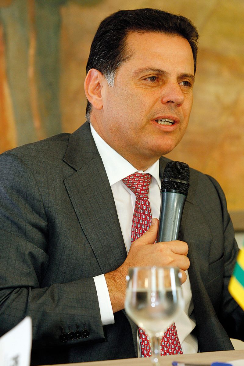 Perillo não registrou imóveis que estão em nome da esposa | Henry Milléo/ Gazeta do Povo