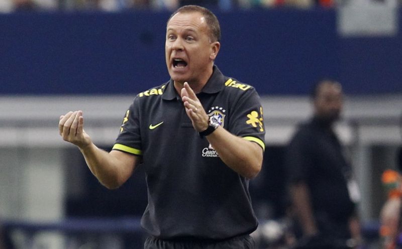 Mano Menezes não gostou da ansiedade do Brasil contra o México | Reuters