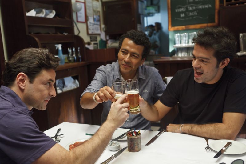 Fonsinho (Emilio Orciollo Netto), Honório (Marcos Palmeira) e Fernando (Bruno Mazzeo): amigos à beira de um ataque de nervos | Divulgação