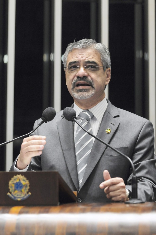 Humberto Costa, senador (PT-PE) |