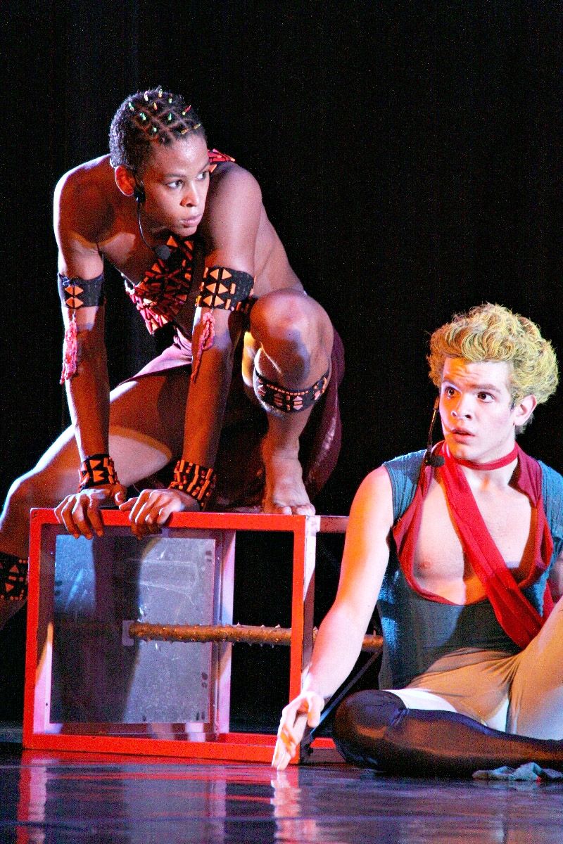 O Pequeno Príncipe tem um alter-ego em Baobá, representado por um integrante da realeza africana | Divulgação