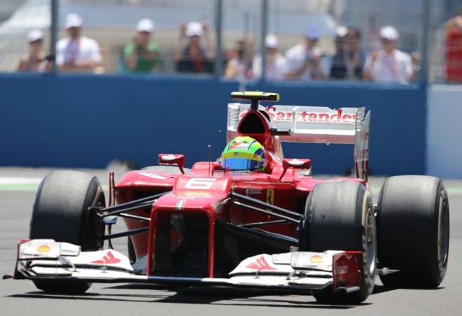 O piloto brasileiro Felipe Massa não fez boa prova neste domingo | 