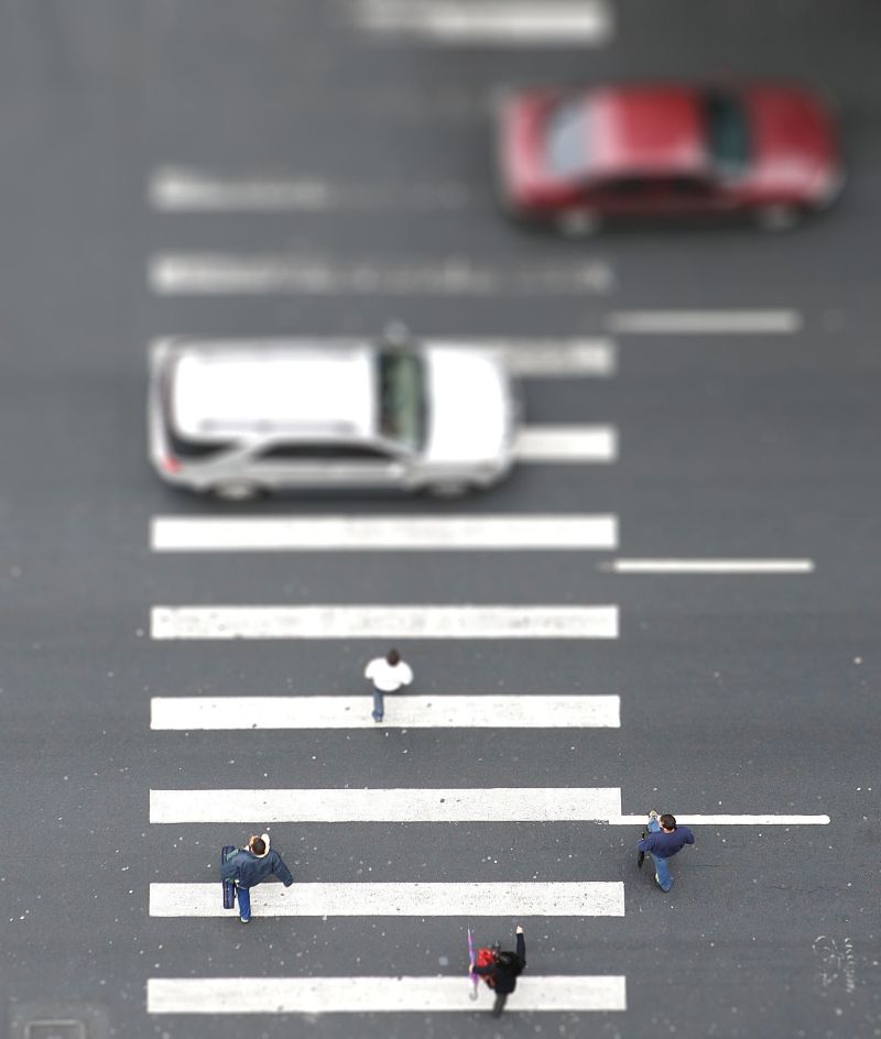 Parar na faixa vai gerar multa só se o motorista for reincidente | Jonathan Campos/ Gazeta do Povo