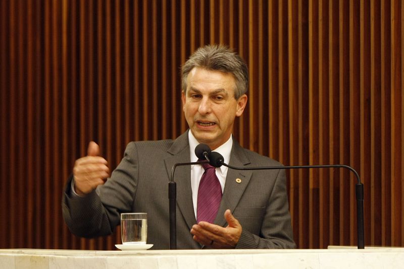 Tadeu Veneri: críticas a previsão de repasses à Defensoria Pública e ao Legislativo estadual | Valterci Santos/ Gazeta do Povo