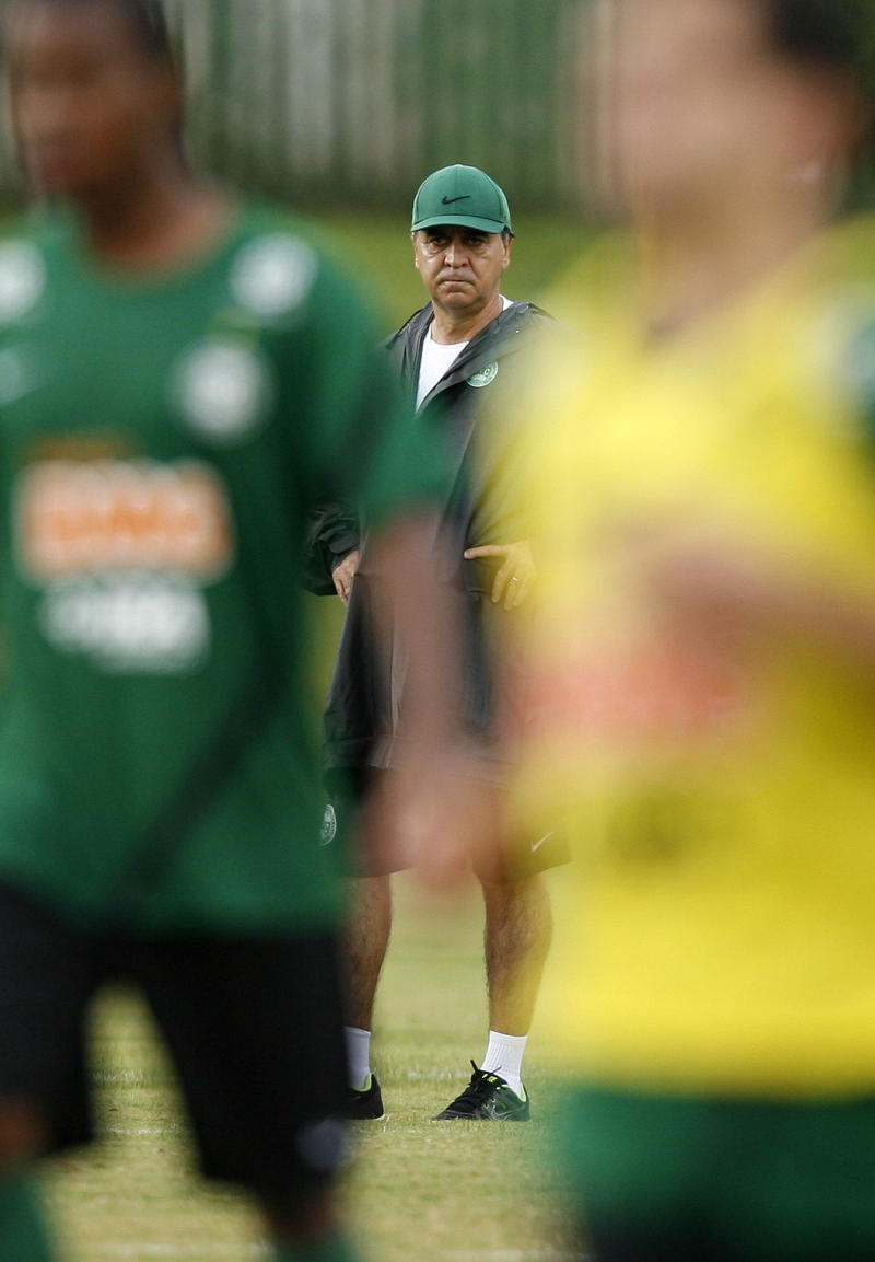 Para o técnico Marcelo Oliveira a partida desta noite com o Atlético-GO não tem relação alguma com 2011 | Hugo Harada/ Gazeta do Povo