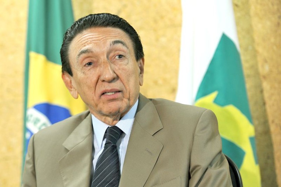 Temos preocupação com a Petrobras, sim, e é preciso entender que os preços não sobem na bomba de gasolina há mais de nove anos.Edison Lobão, ministro de Minas e Energia | Fábio Rodrigues Pozzebom/ ABr