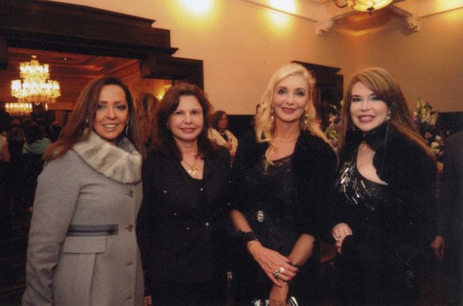 Beth Palazzo, Lucia Durães, Vânia Dalmaz e Mara Cordeiro |