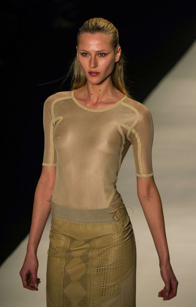 A Animale trouxe para a passarela materiais como tricô, couro e seda |